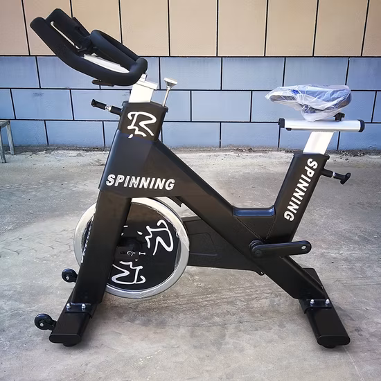 Palestra a casa, attrezzature per il fitness da ufficio, cyclette da spinning